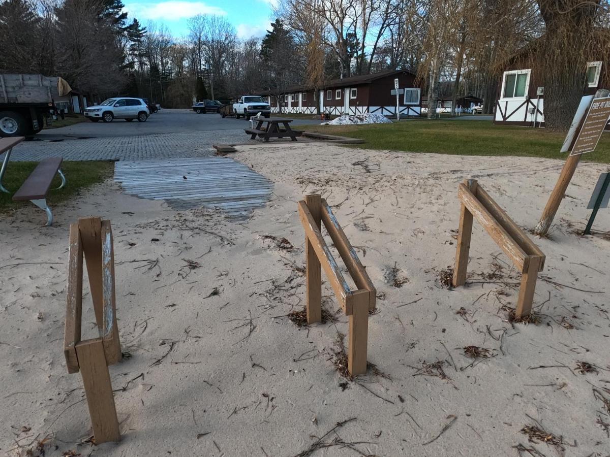 Sunrise Beach Oscoda @ Surfside Екстериор снимка