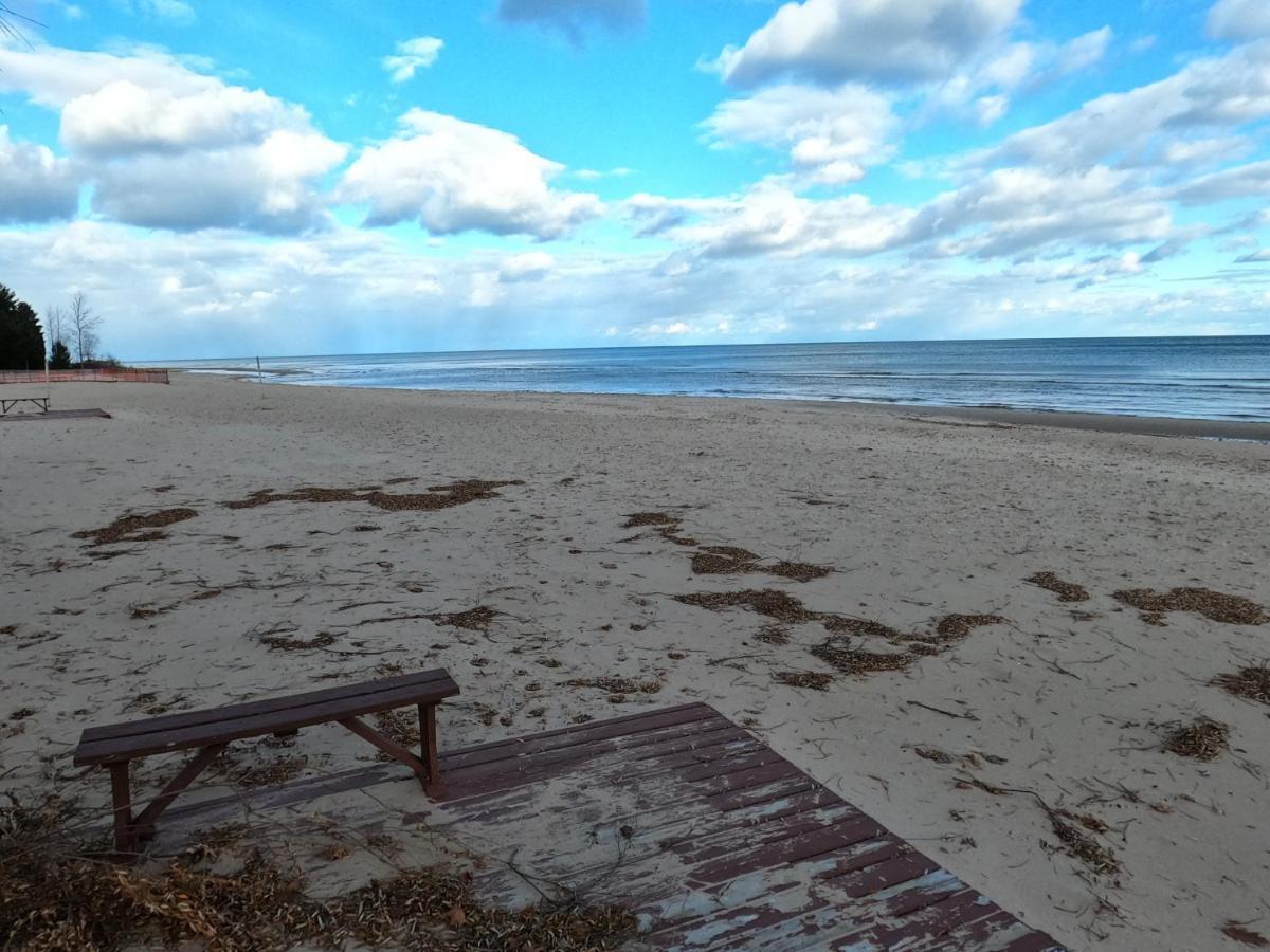 Sunrise Beach Oscoda @ Surfside Екстериор снимка